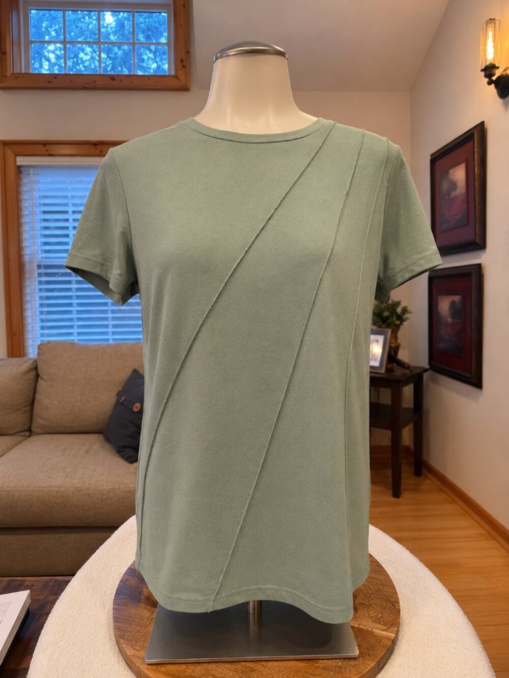 AUTOMET Sage Green Seam Detail Crew Neck Tee Shirt Size Small
